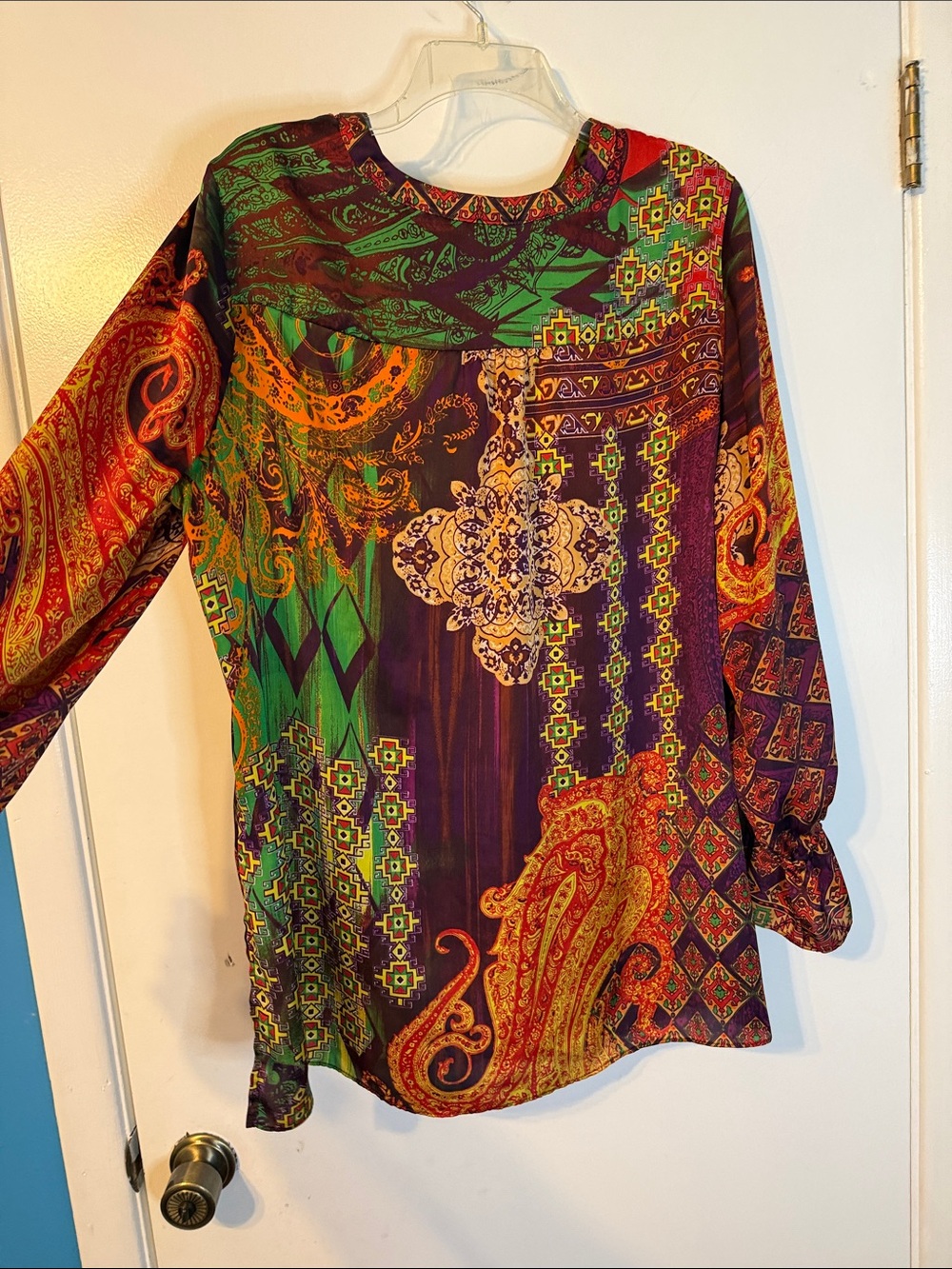 Susan Graver Multicolor V-Neck Paisley & Geometric Print Tunic size Large - Picture 4 of 4